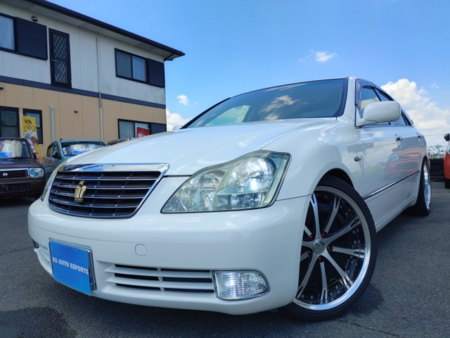 TOYOTA CROWN  Royal Saloon G